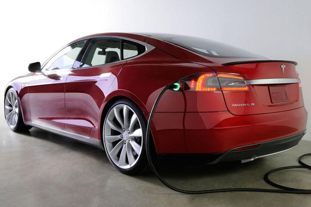 Tesla-Model-S-Performance-Plus3